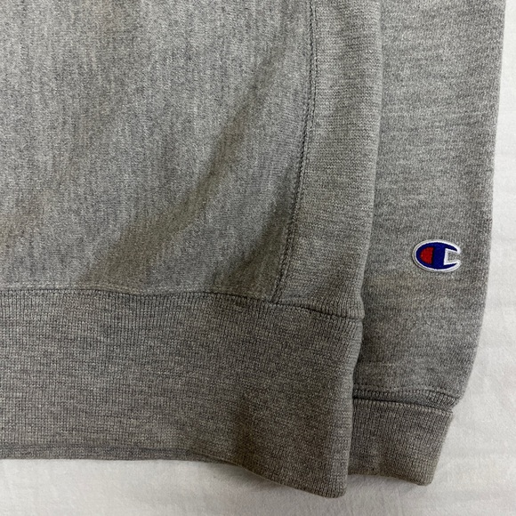 Vintage Champion Reverse Weave Sweatshirt Mens Medium Varsity Letter Embroidered - Picture 4 of 5